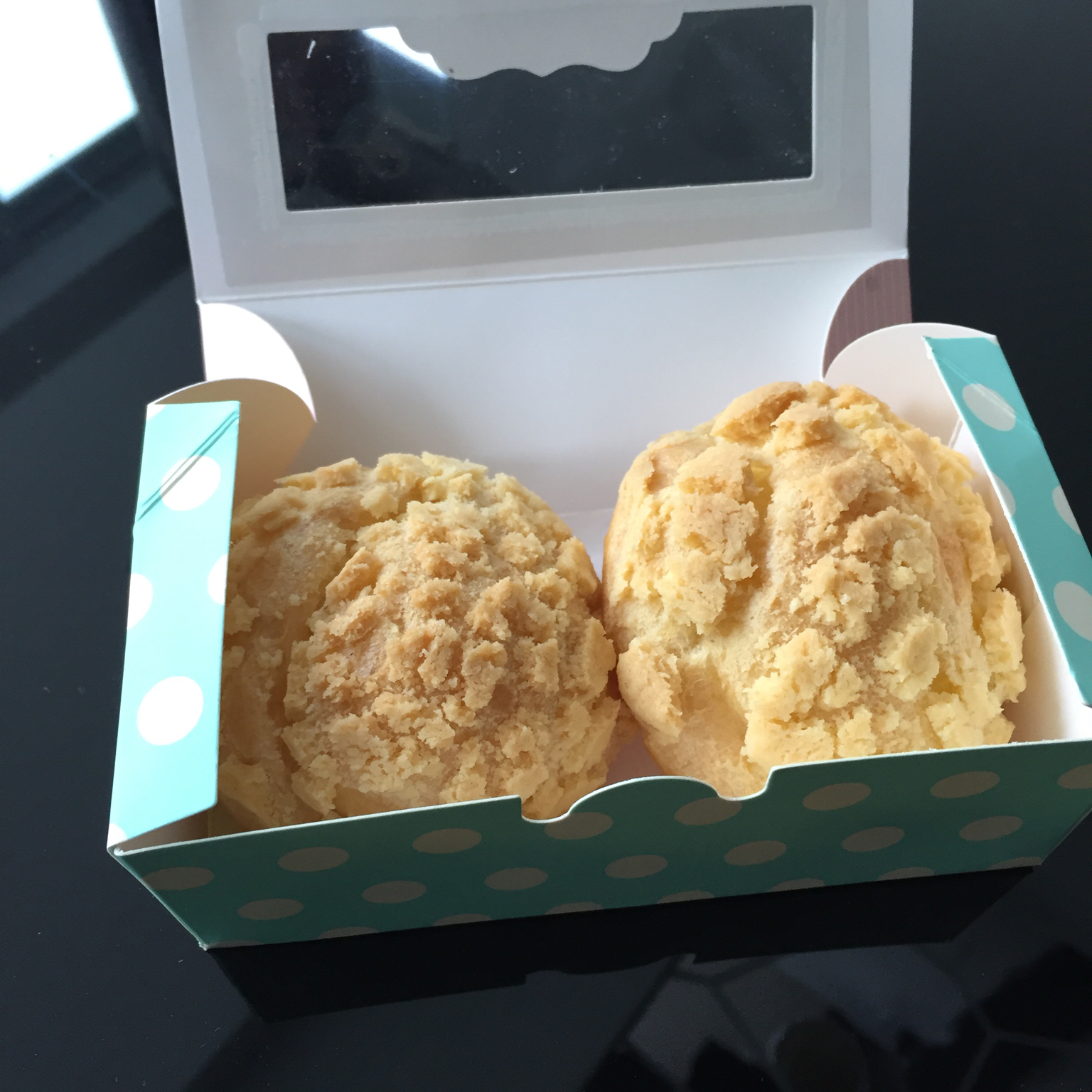 酥皮奶油泡芙--#皮黑森林#