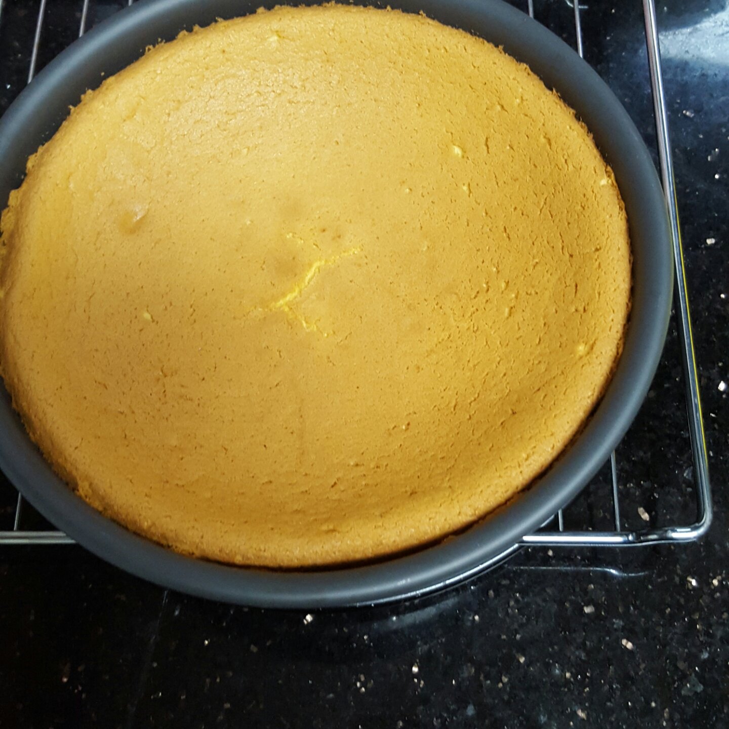 烤箱做蛋糕（戚风蛋糕的做法）