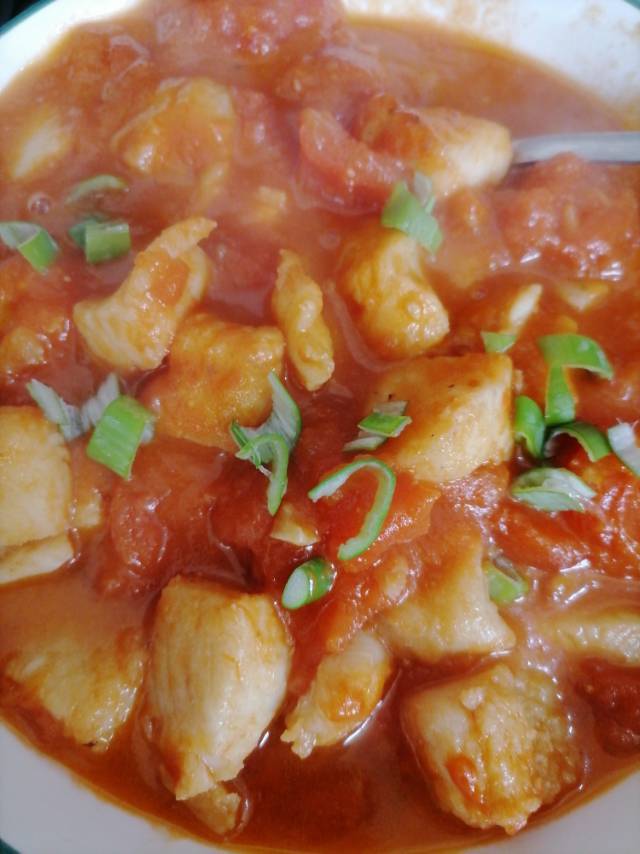 番茄鱼巴沙鱼（也可以用番茄龙利鱼），番茄酱汁超浓郁，营养又下饭！