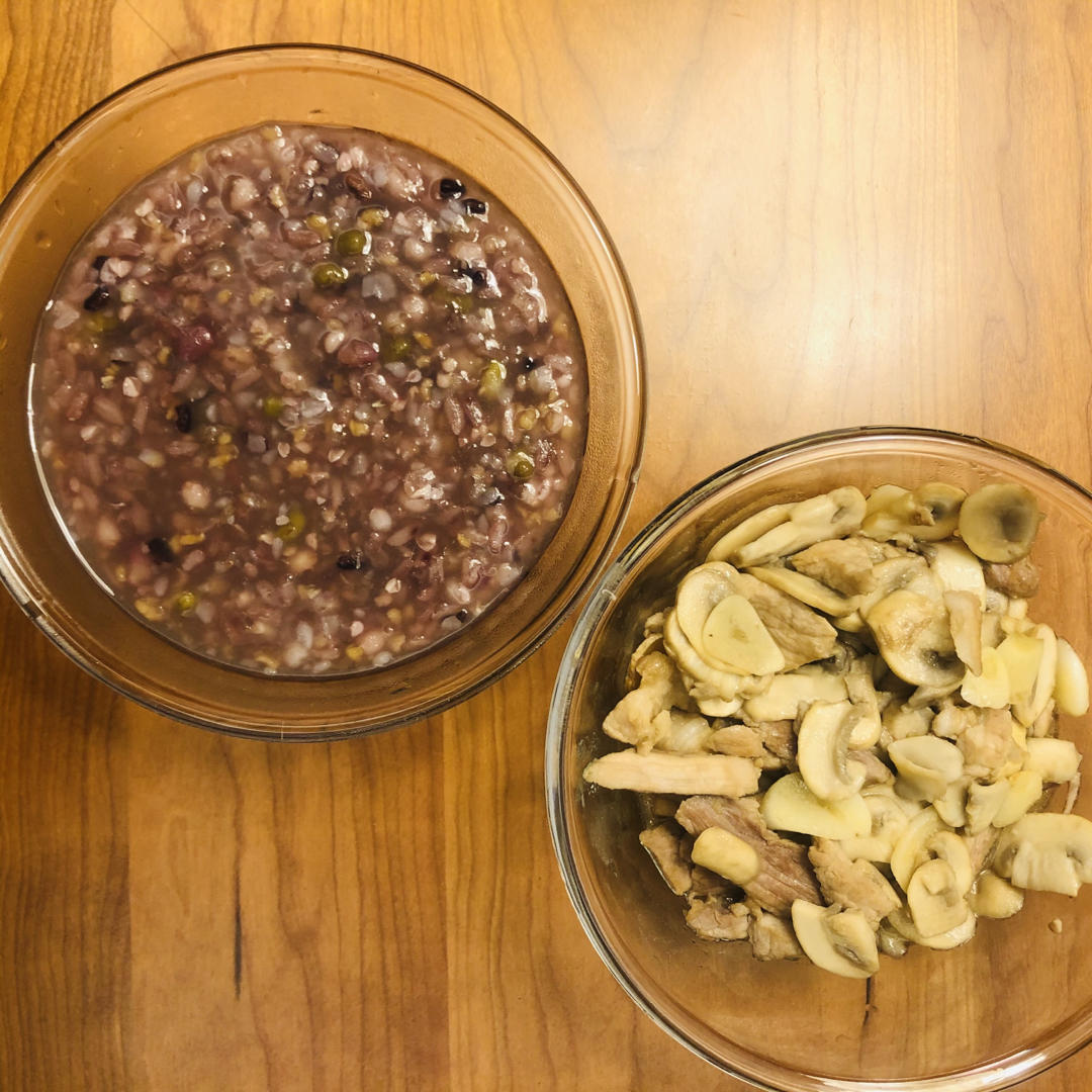 家常菜 口蘑炒肉