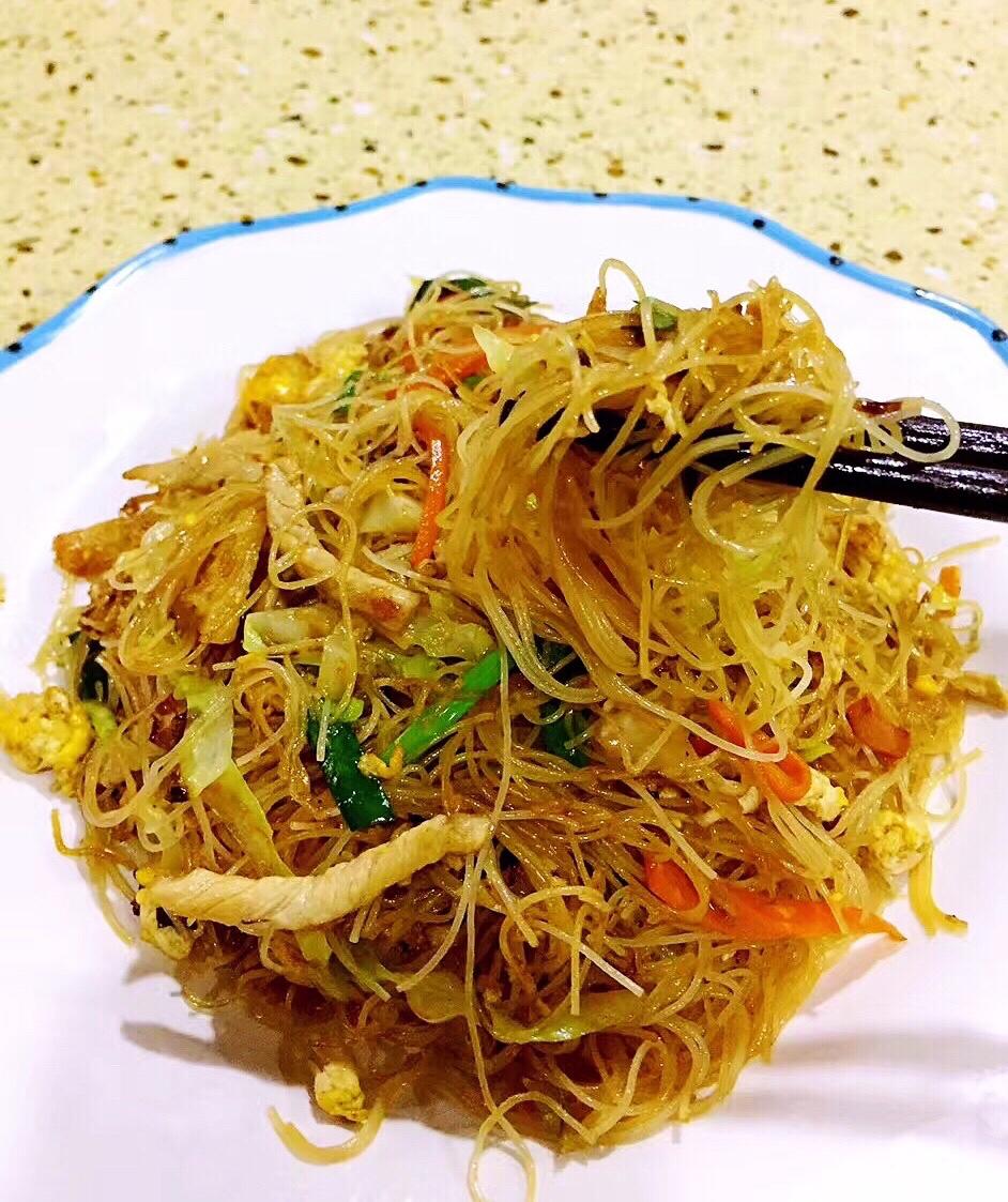 早中晚夜宵都好吃的炒米粉的做法