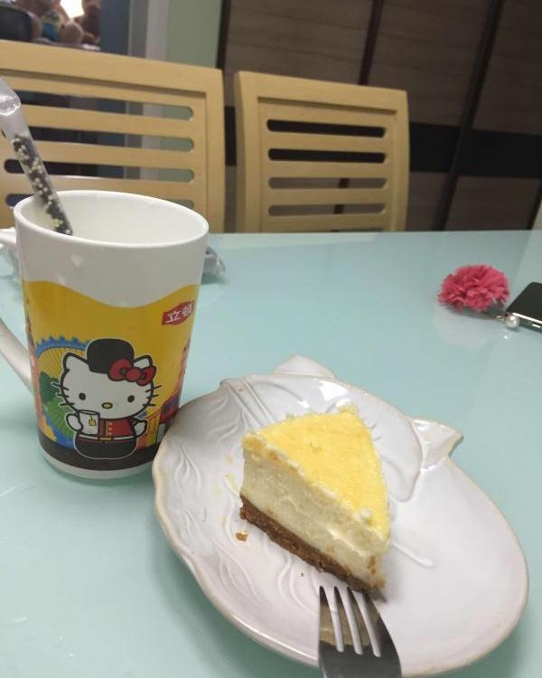 烘焙入门级别的重乳酪蛋糕🍰（O失败）