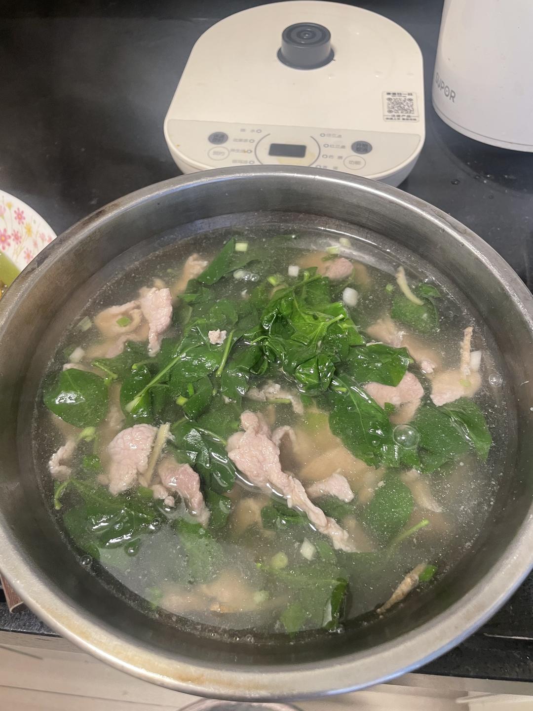 夏天多喝这道汤，不但清热还补血抗衰老