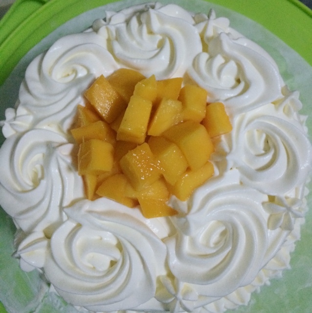 玫瑰裱花奶油蛋糕