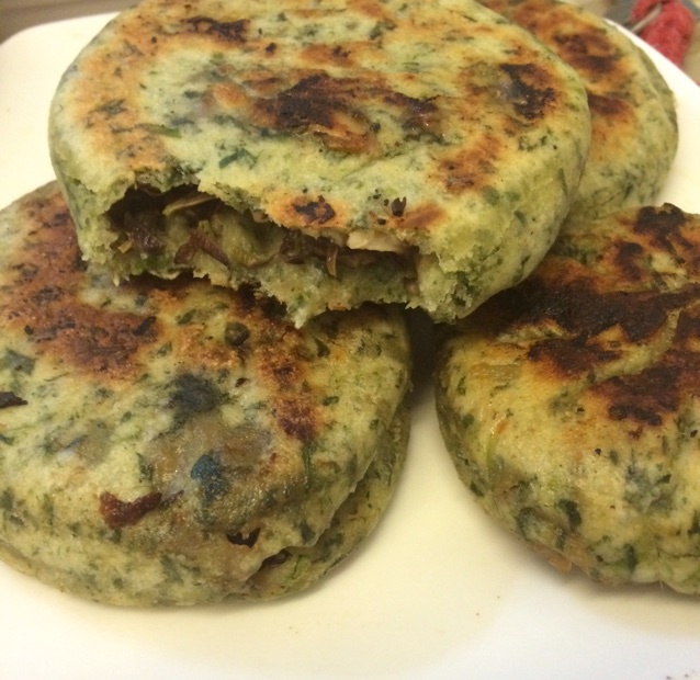 milly7做的香椿馅饼