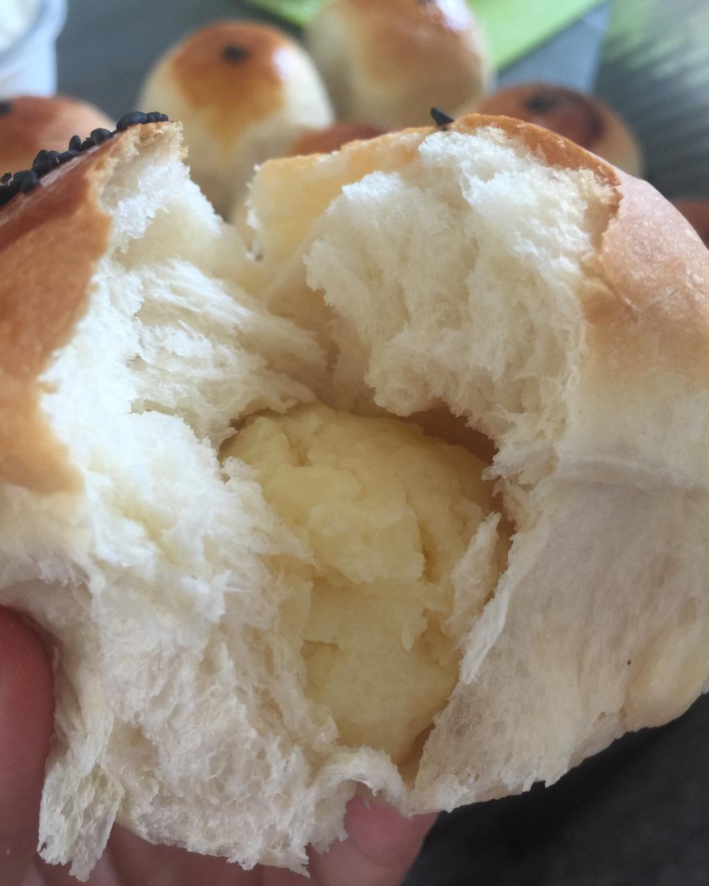 奶黄小餐包-一次发酵超好吃（附快手奶黄馅制作方法）