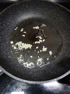 轻盐素菜🍲腐竹烧木耳的做法 步骤2