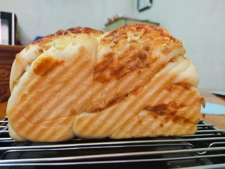 香葱肉松手撕吐司