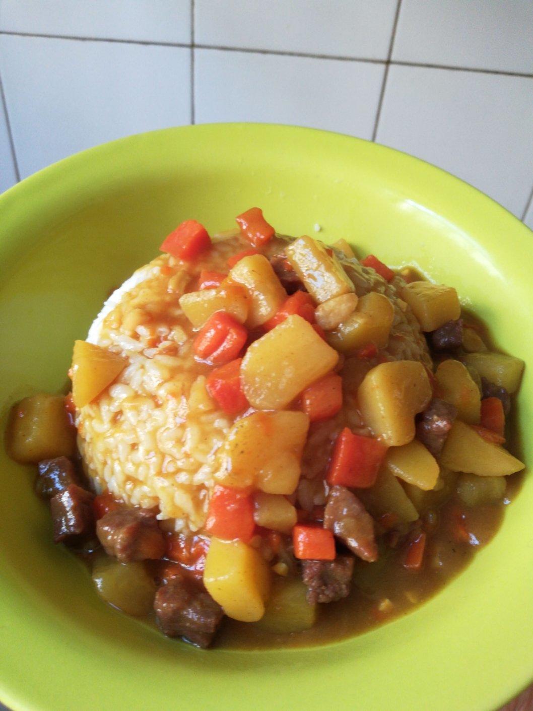 【简单易做】土豆牛肉咖喱饭
