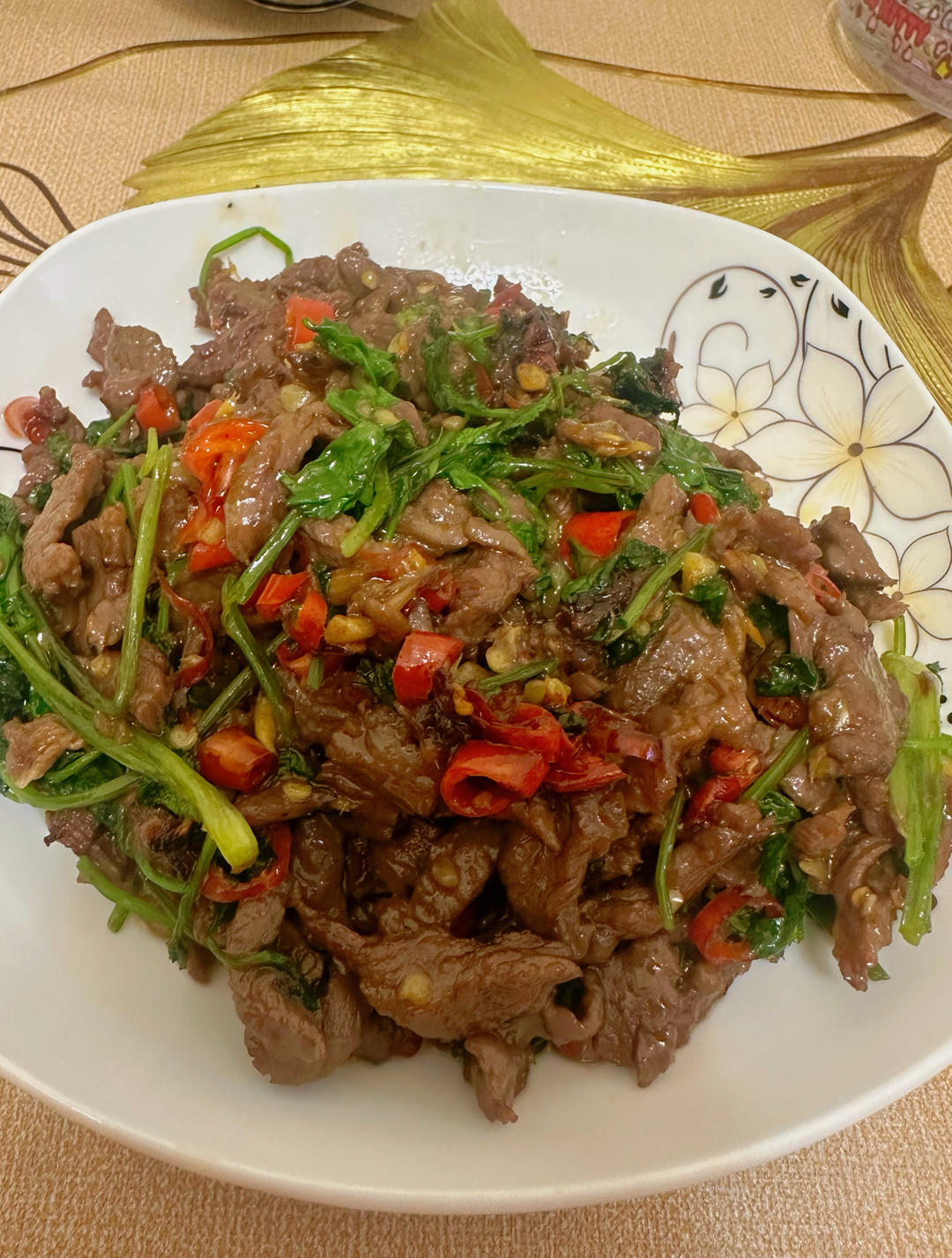 小炒黄牛肉，肉嫩味香！太好吃了简直是米饭杀手！