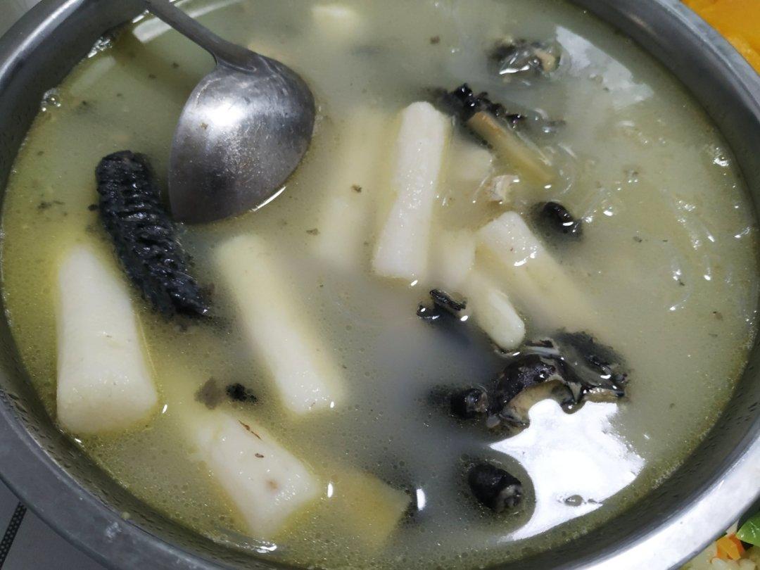 山药枸杞乌鸡汤