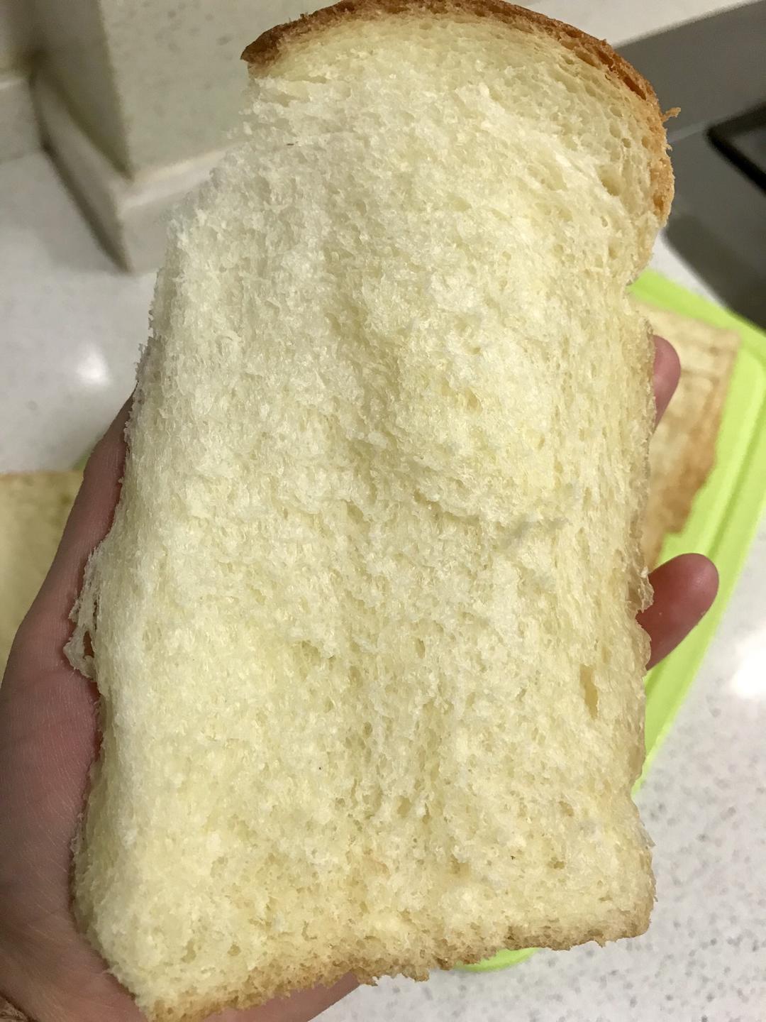 纯奶手撕吐司的做法 步骤1