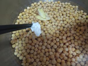 耙豌豆的做法 步骤2