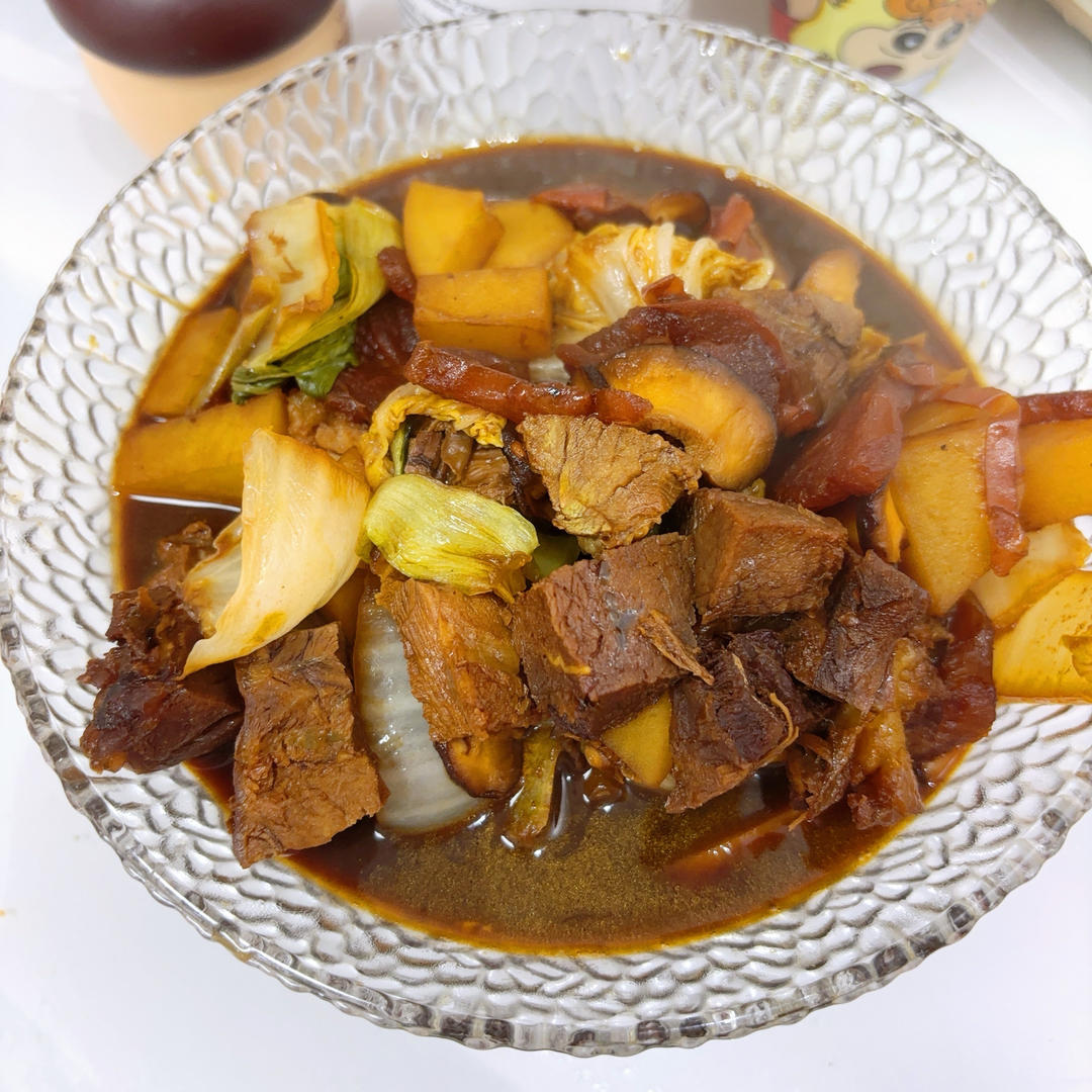番茄土豆娃娃菜牛肉煲