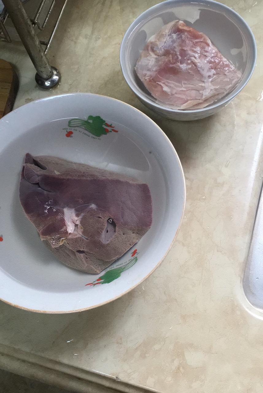 宝宝补铁辅食--猪肝粉