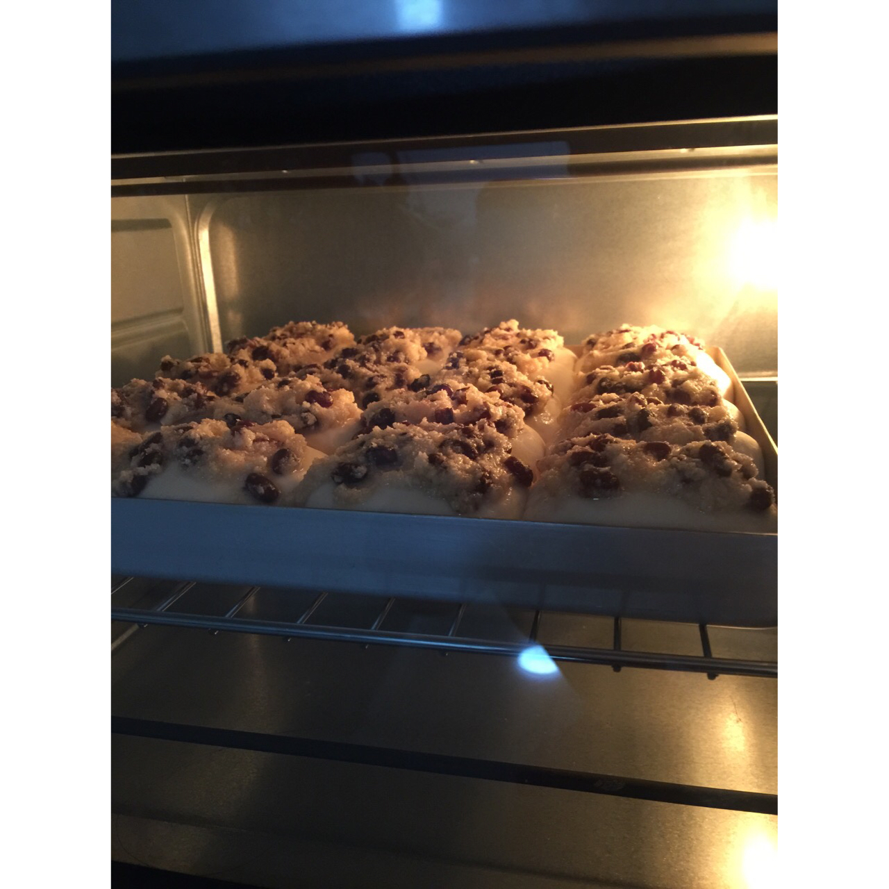 椰蓉蜜豆泡浆面包