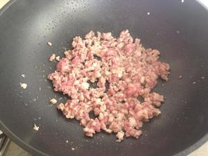 酸豆角肉末的做法 步骤3