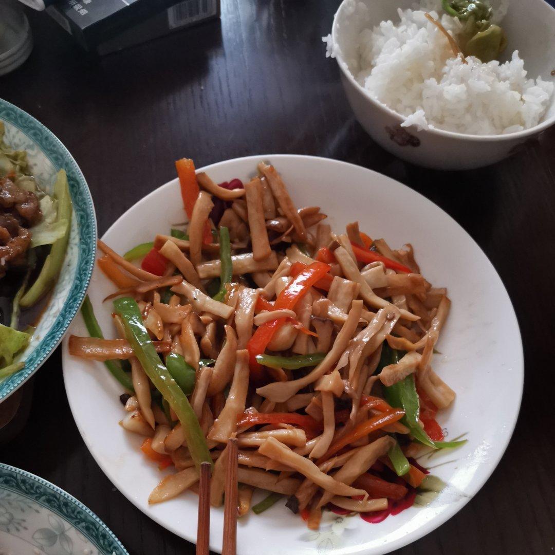 比肉还好吃的手撕杏鲍菇