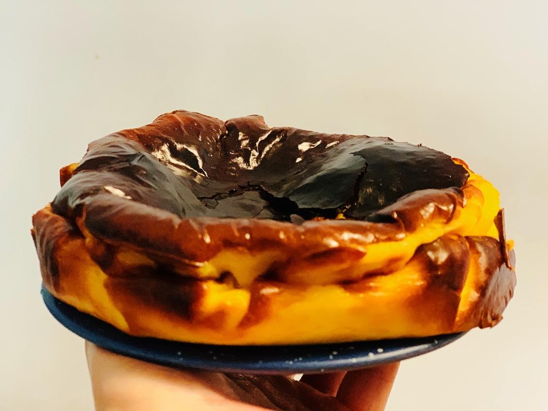 巴斯克烧焦芝士蛋糕