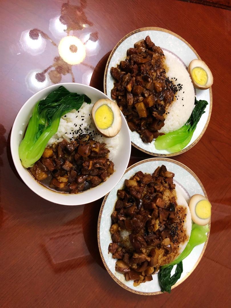 好吃到停不下来的卤肉饭