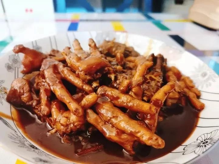 “销魂”卤鸡爪