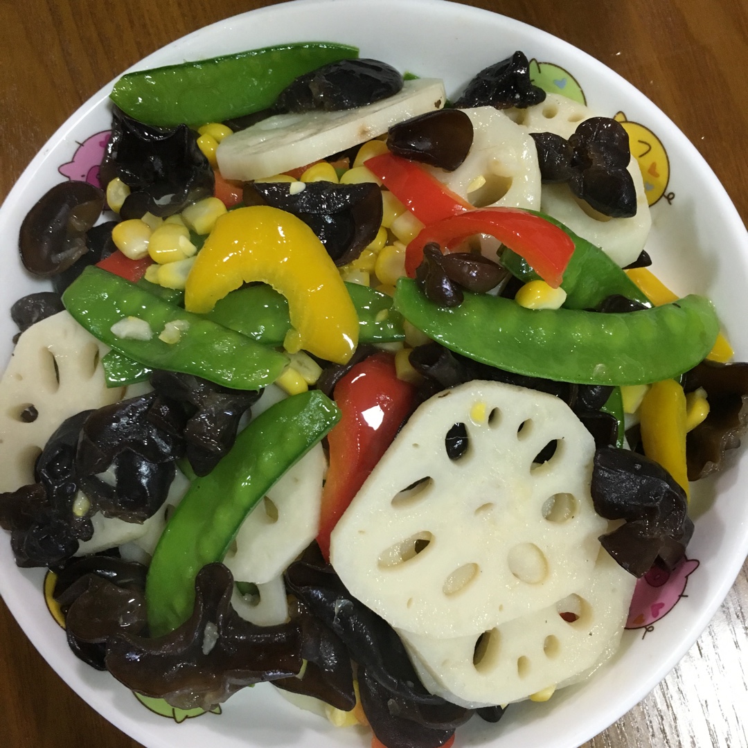 素菜也可以这么美—荷塘小炒