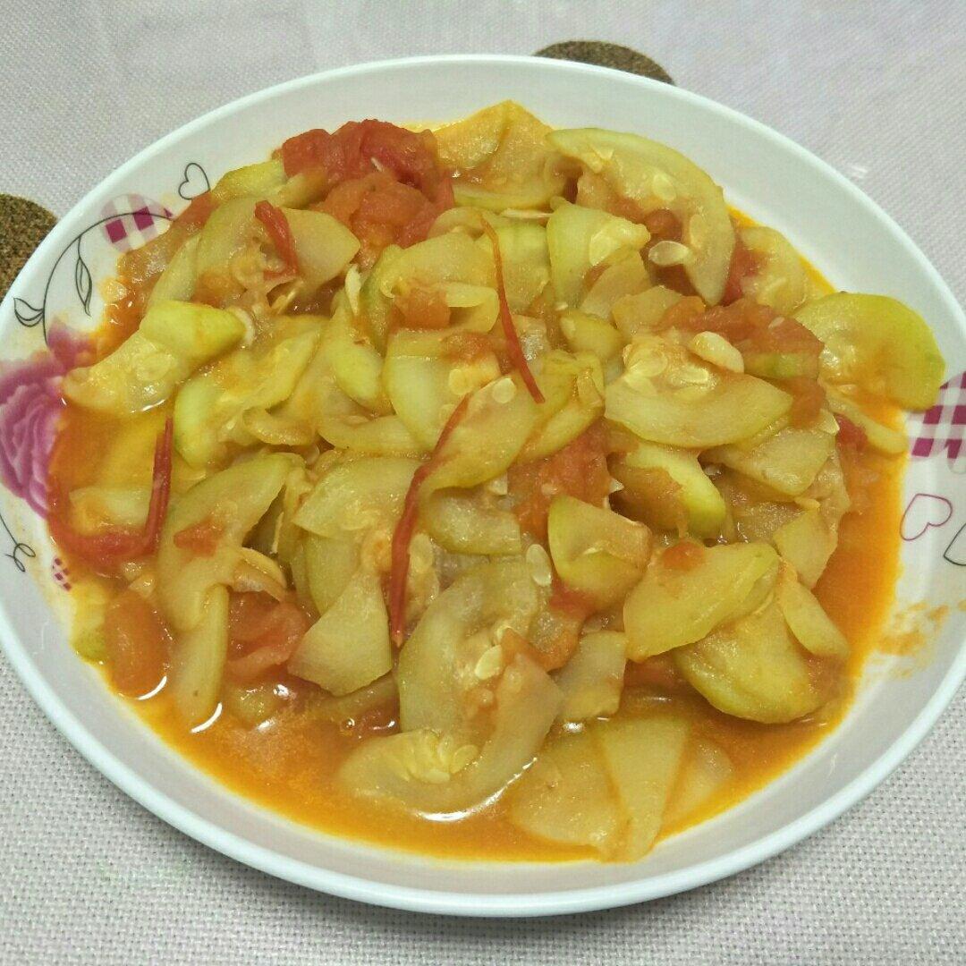 西红柿炒西葫芦