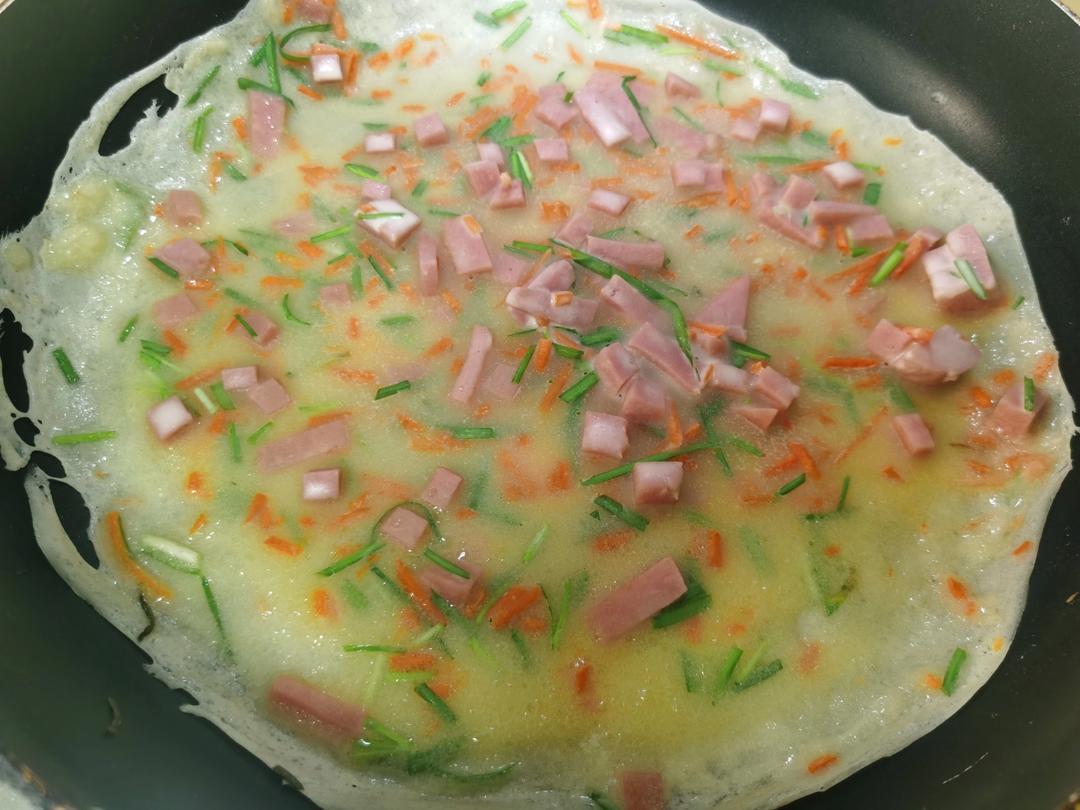 胡萝卜葱花鸡蛋饼