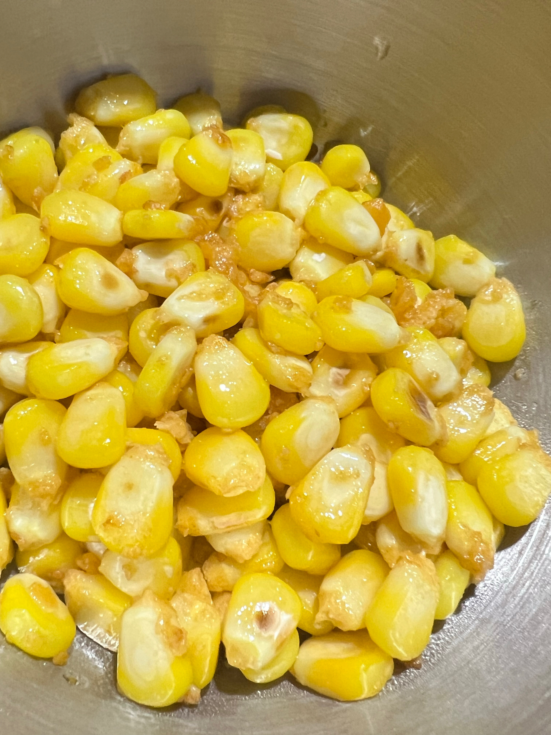咸蛋黄玉米粒的做法