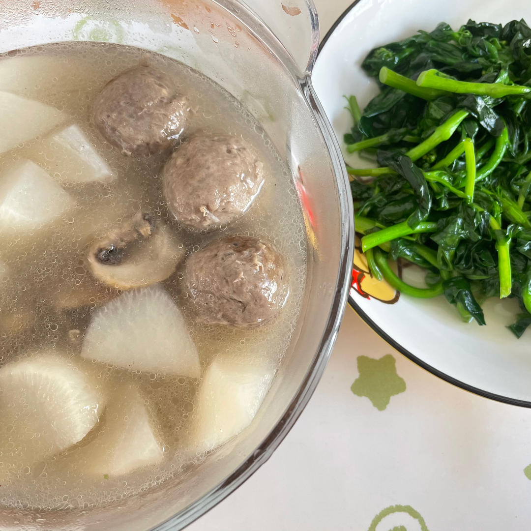 牛肉丸萝卜汤