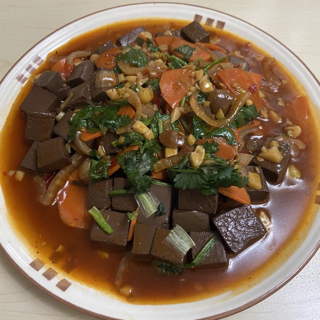 厨师长教你：“韭菜烧鸭血”的正宗做法，非常下饭