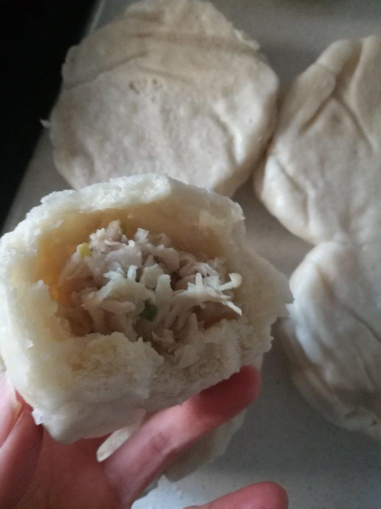 白萝卜芹菜肉包子（揉面包包子有小视频）