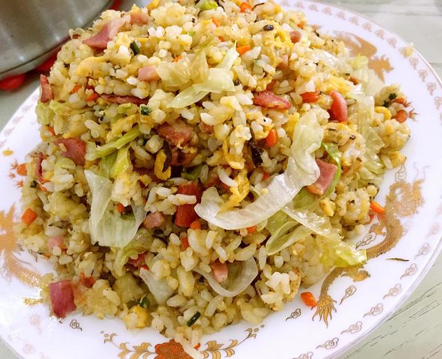 每一口都大满足的港式炒饭的做法