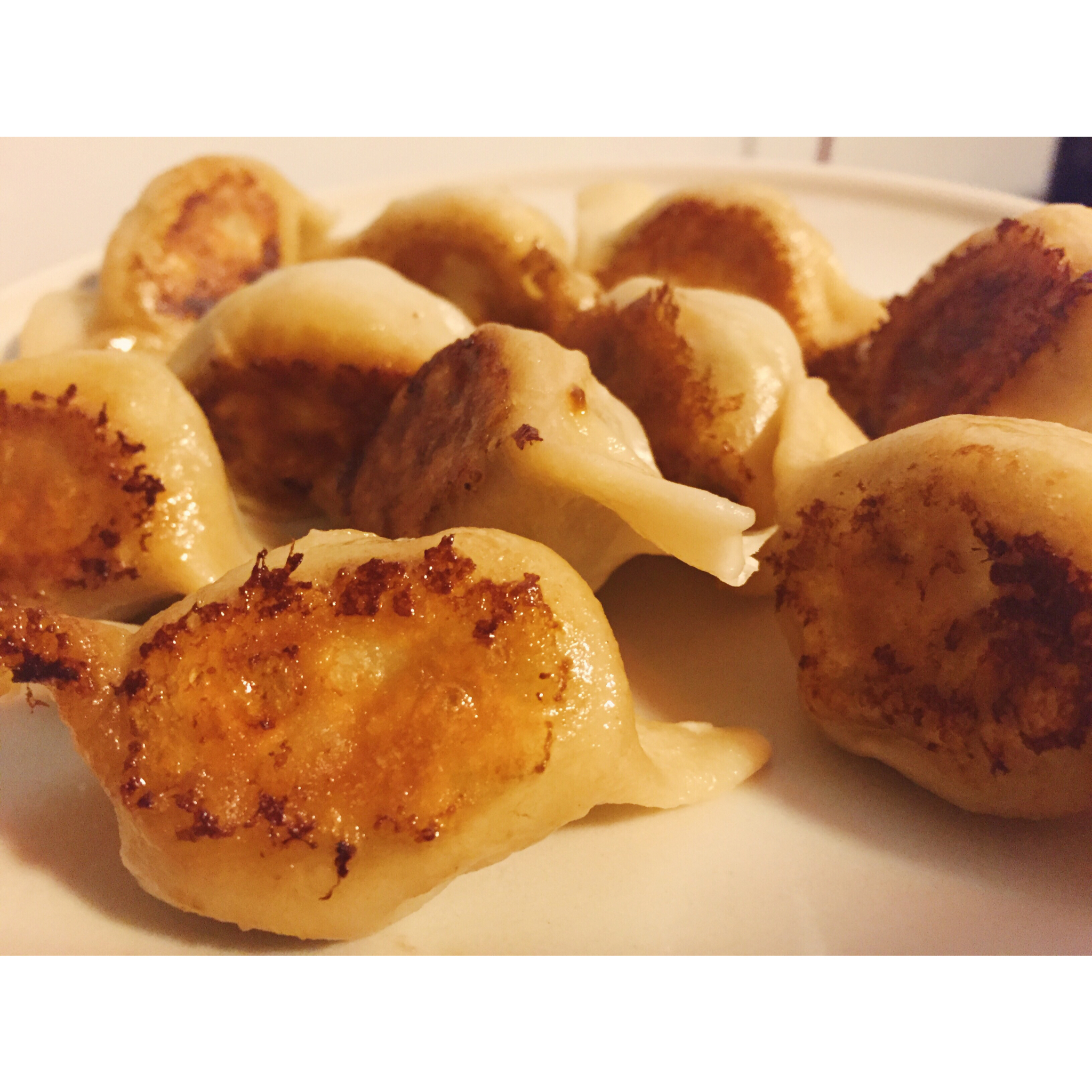 速冻水饺吃腻了吗~变锅贴吧(๑´ڡ`๑)