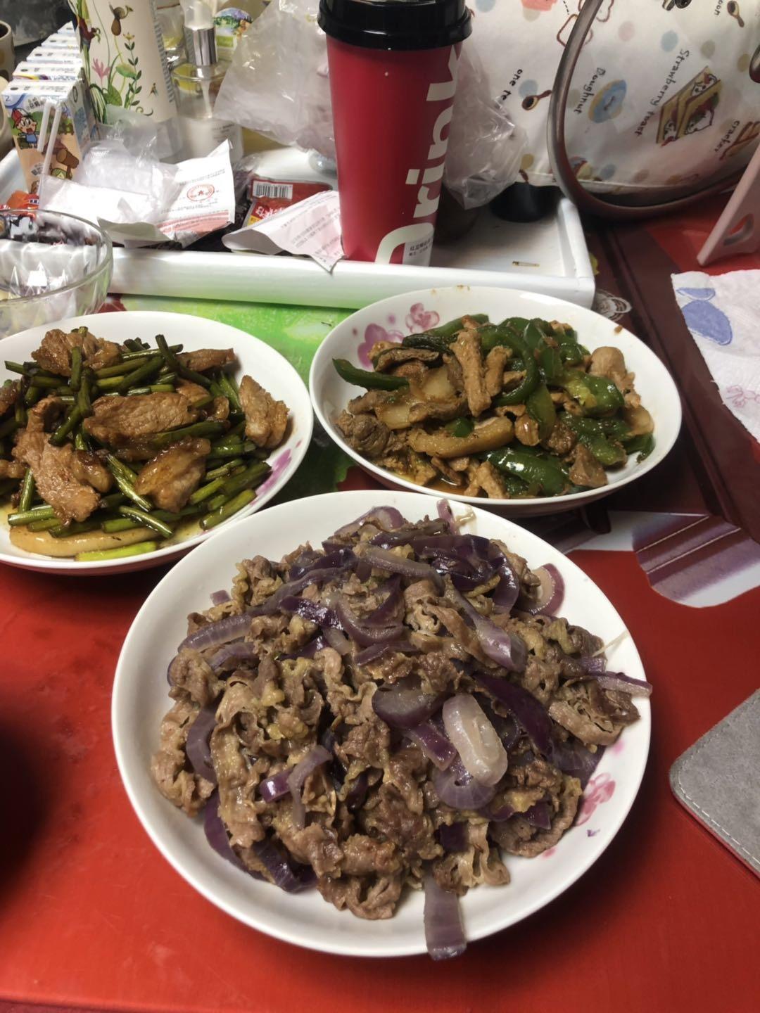 孜然青椒炒肉