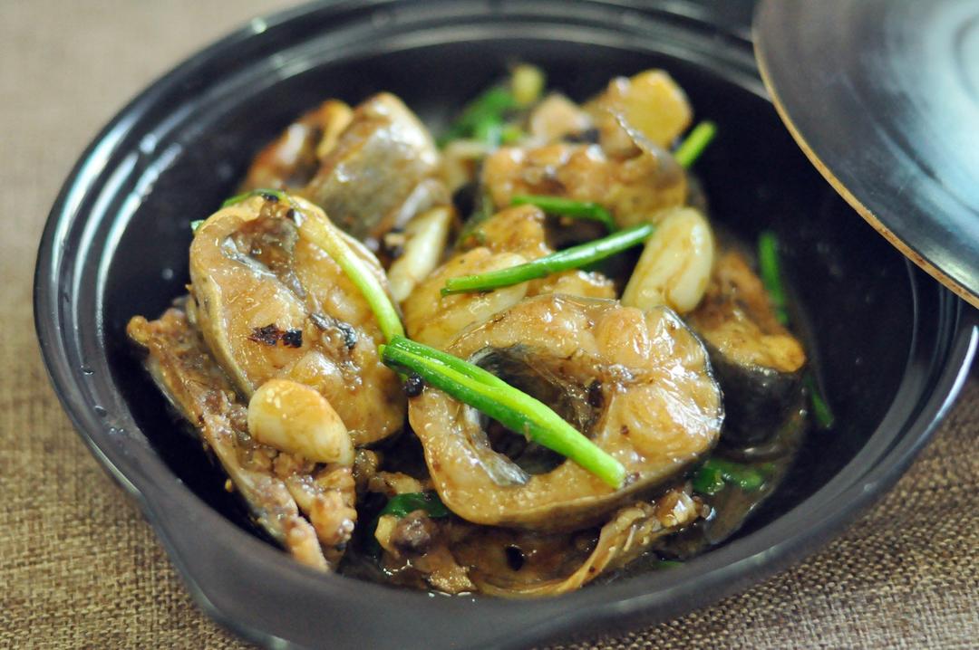 月22日 #晚餐2017年7月22日##海鲜河鲜样样鲜#今晚做了一道蒜子焖钳鱼