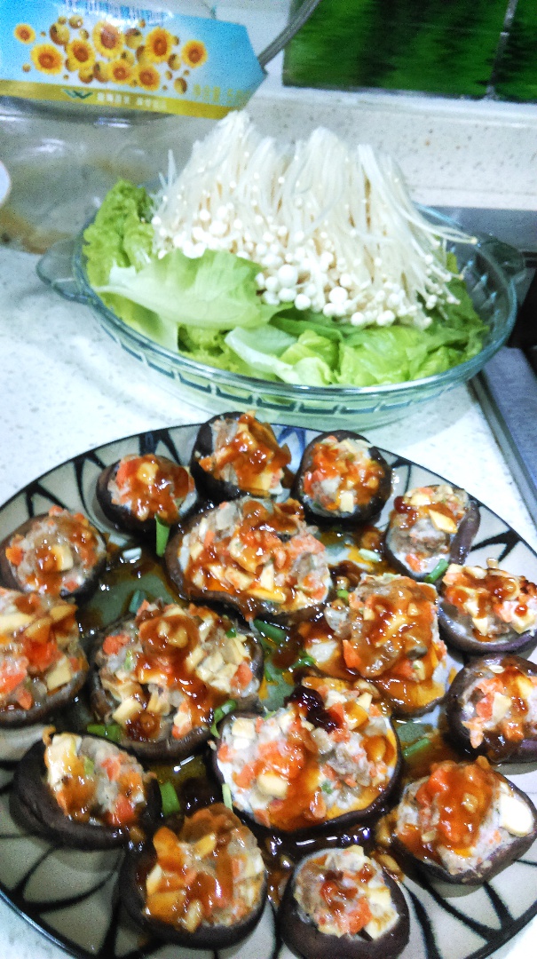 豆腐肉末酿香菇