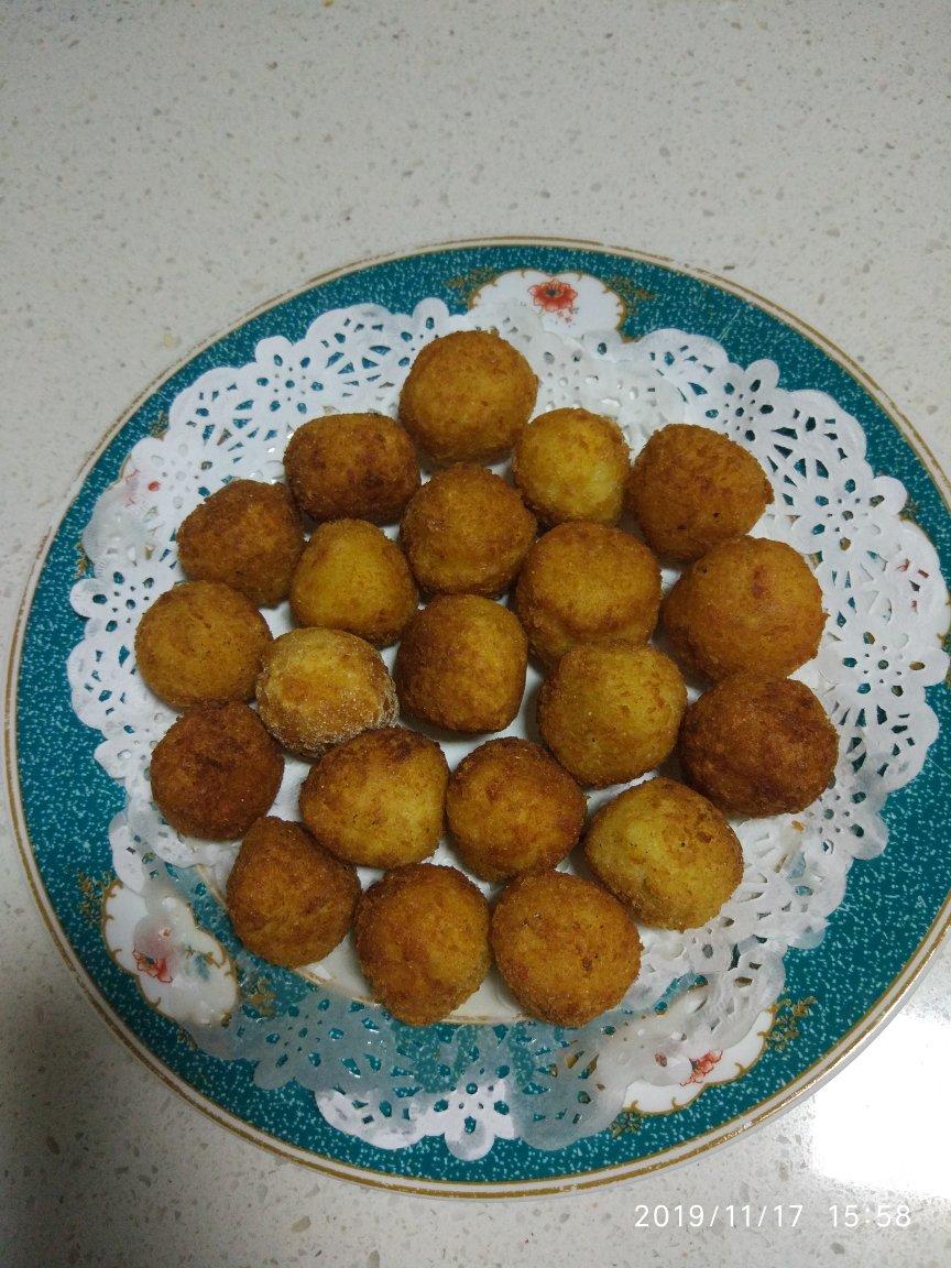 炸土豆丸子