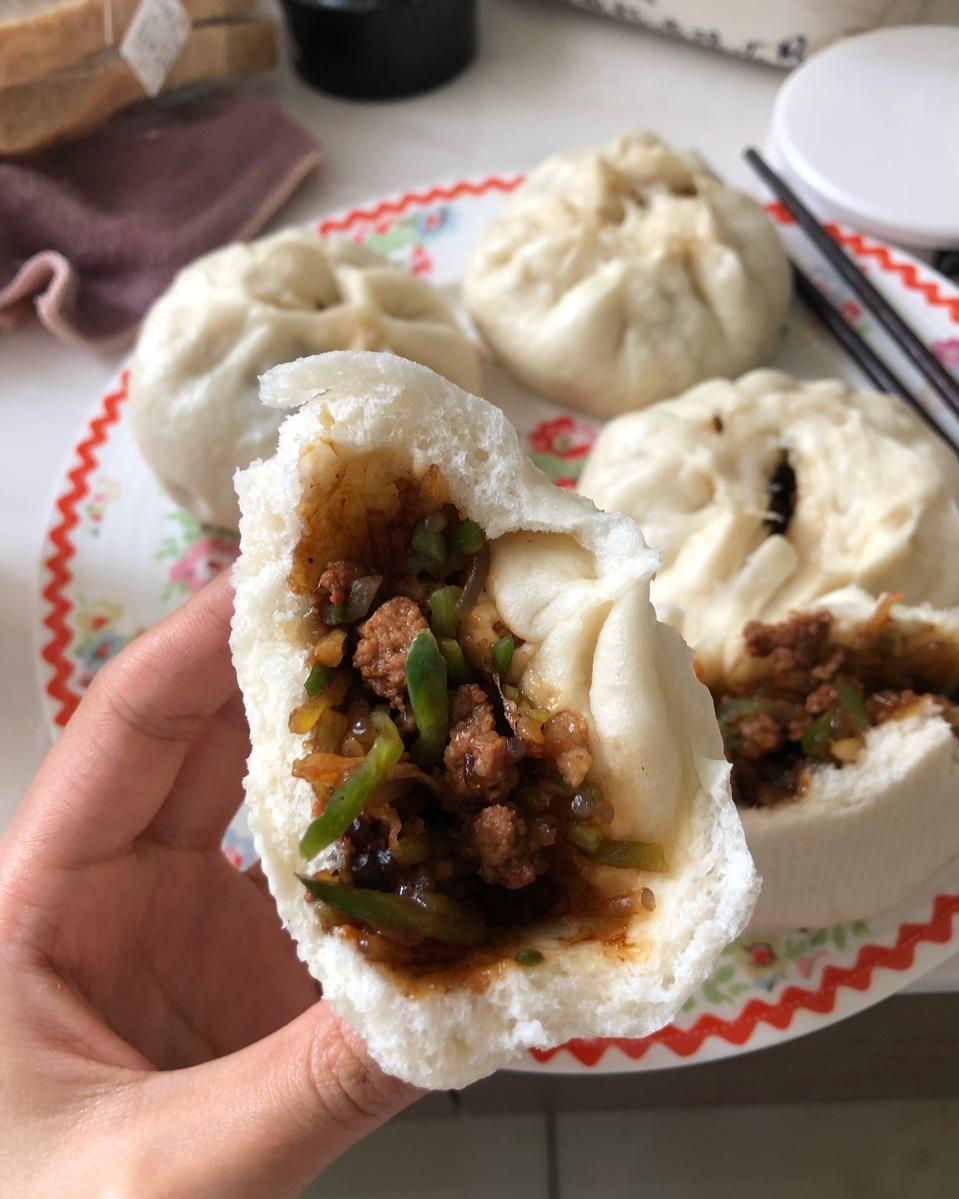 慕慕料理做的家庭手工肉馅大包子