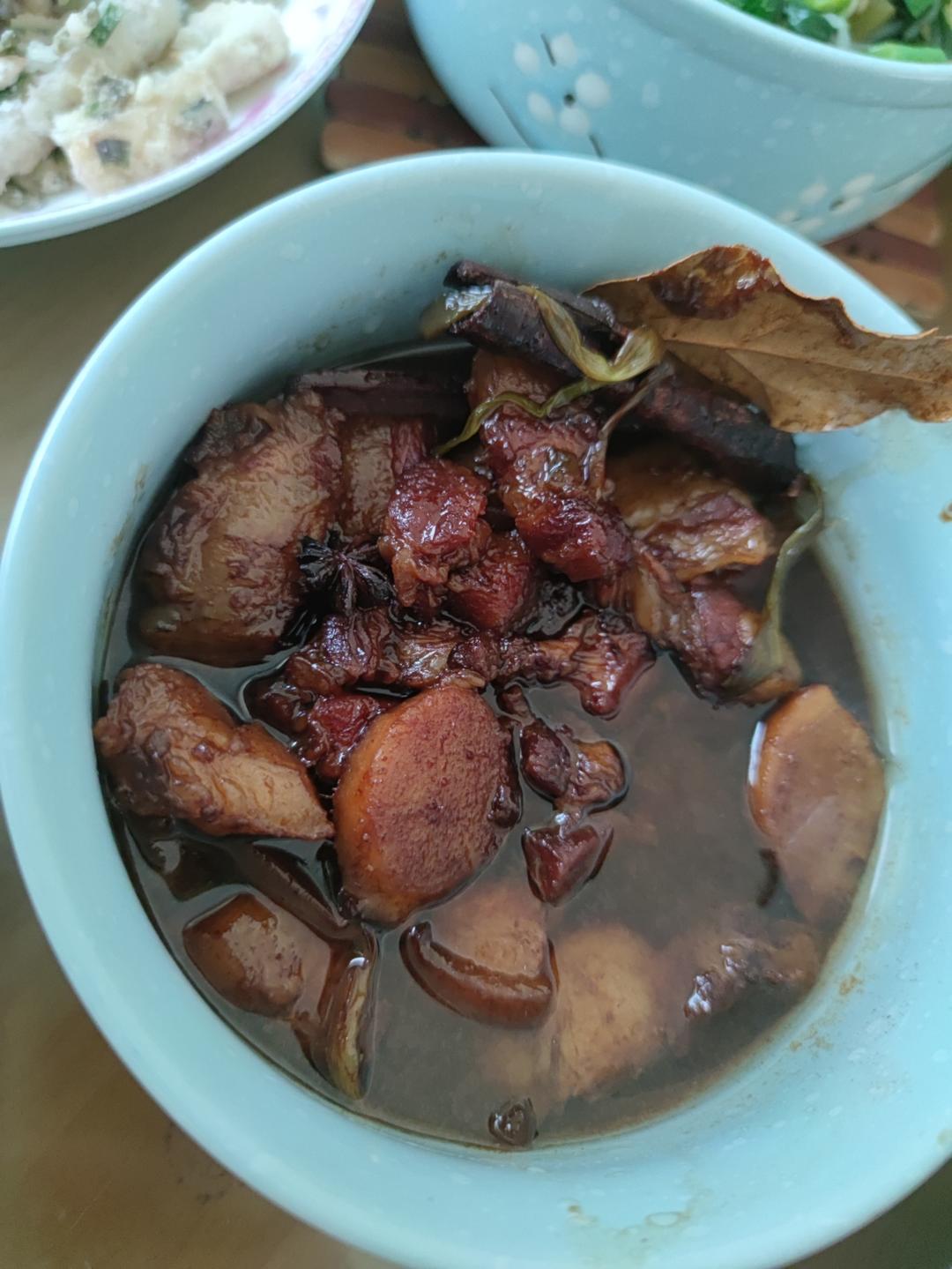 腐乳汁红烧肉-好吃不腻入口即化
