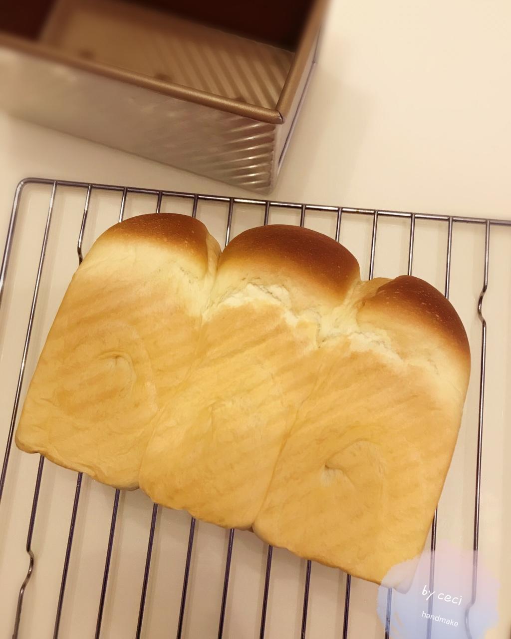 夺命软吐司(๑´ڡ`๑)超软拉丝极速方便的一次发酵吐司
