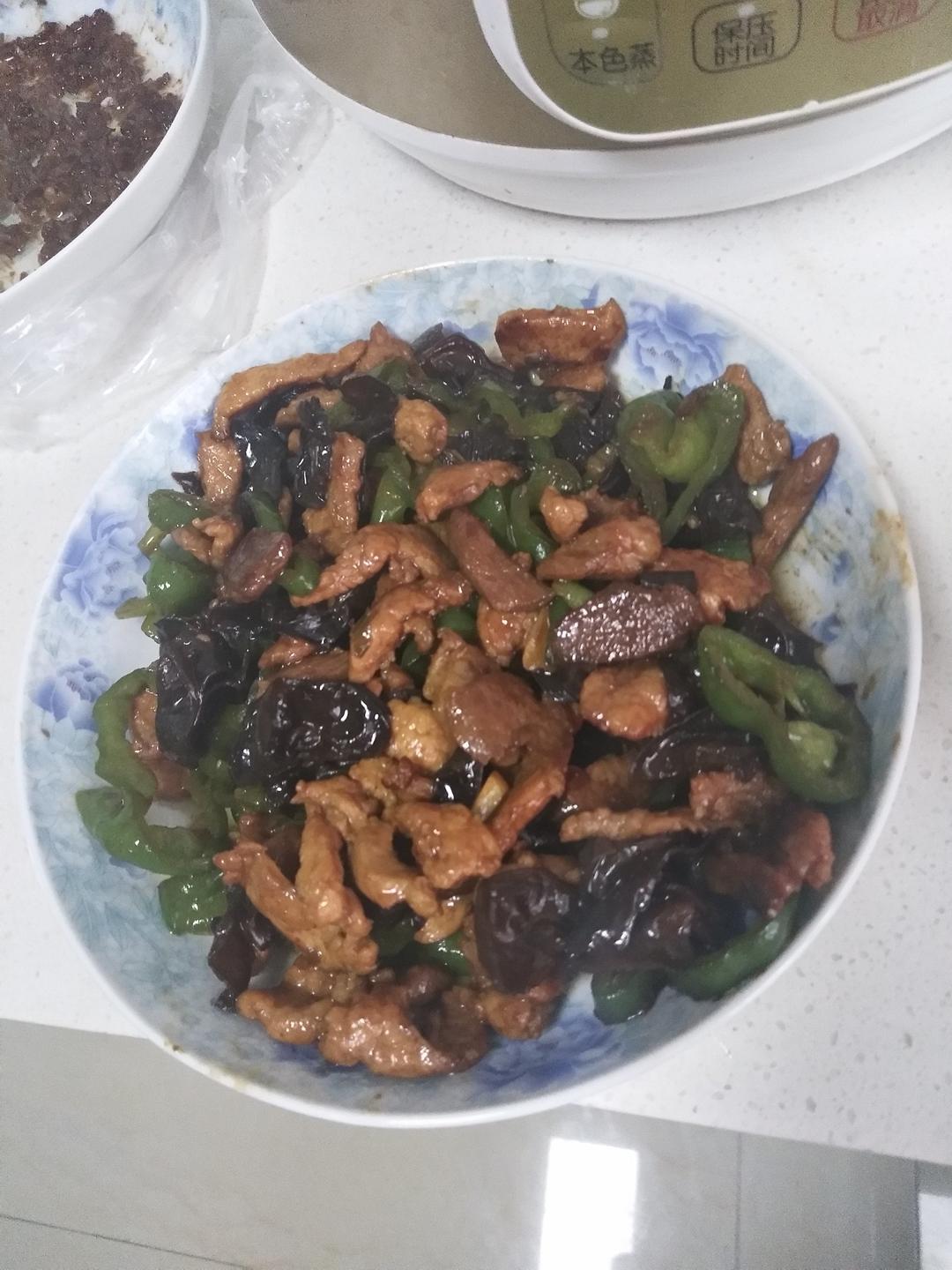 青椒炒肉丝