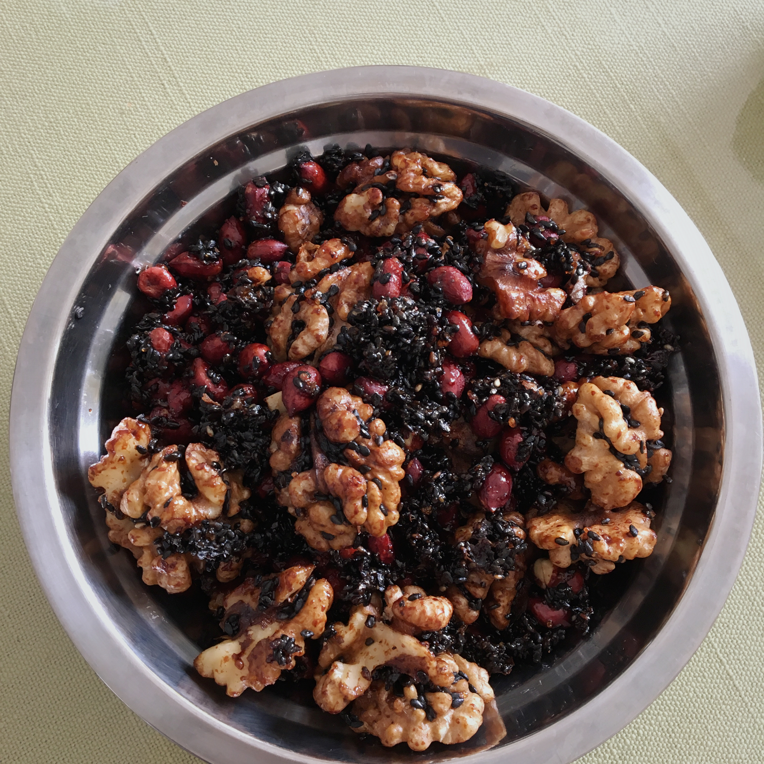 芝麻核桃花生酥