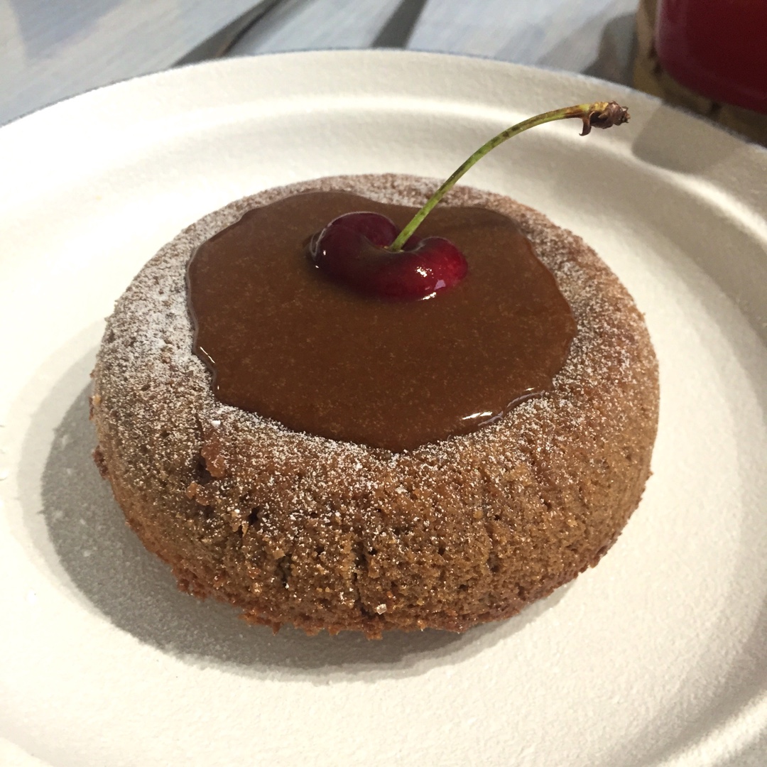 巧克力熔岩蛋糕 Chocolate Molten Lava Cake
