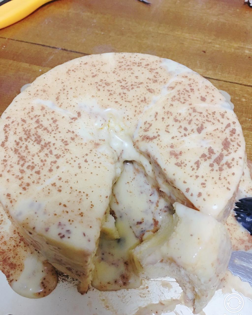 焦糖可可雪崩爆浆蛋糕