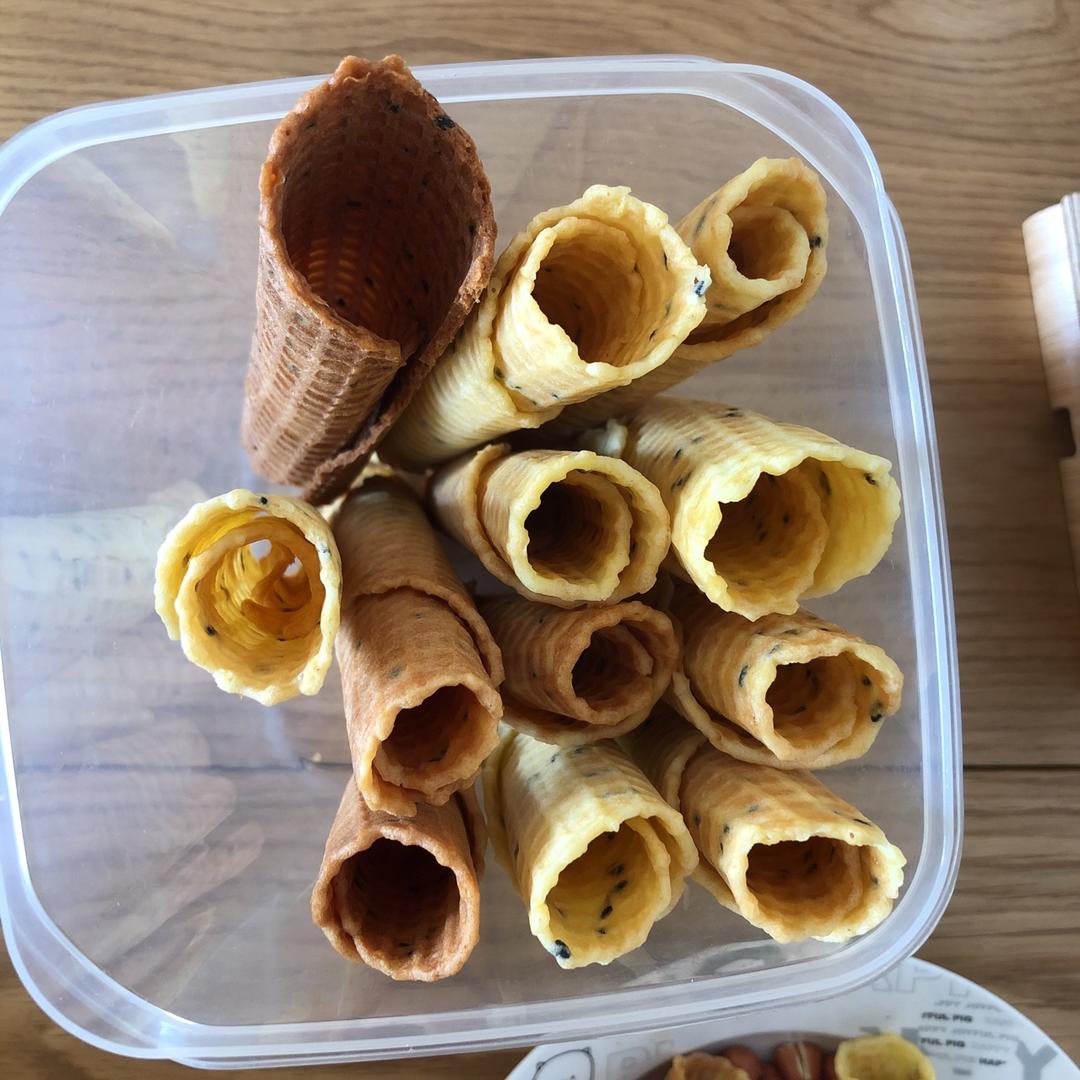 香酥不甜腻的彩色奶油蛋卷