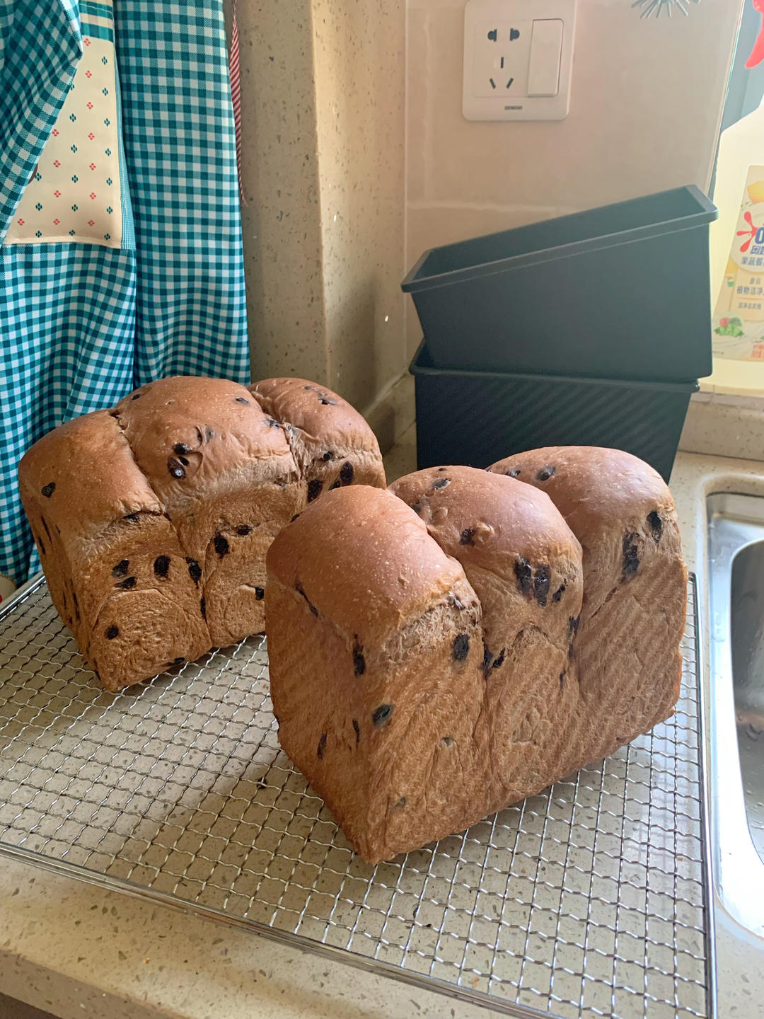 巨~巨好吃的巧克力奶油吐司