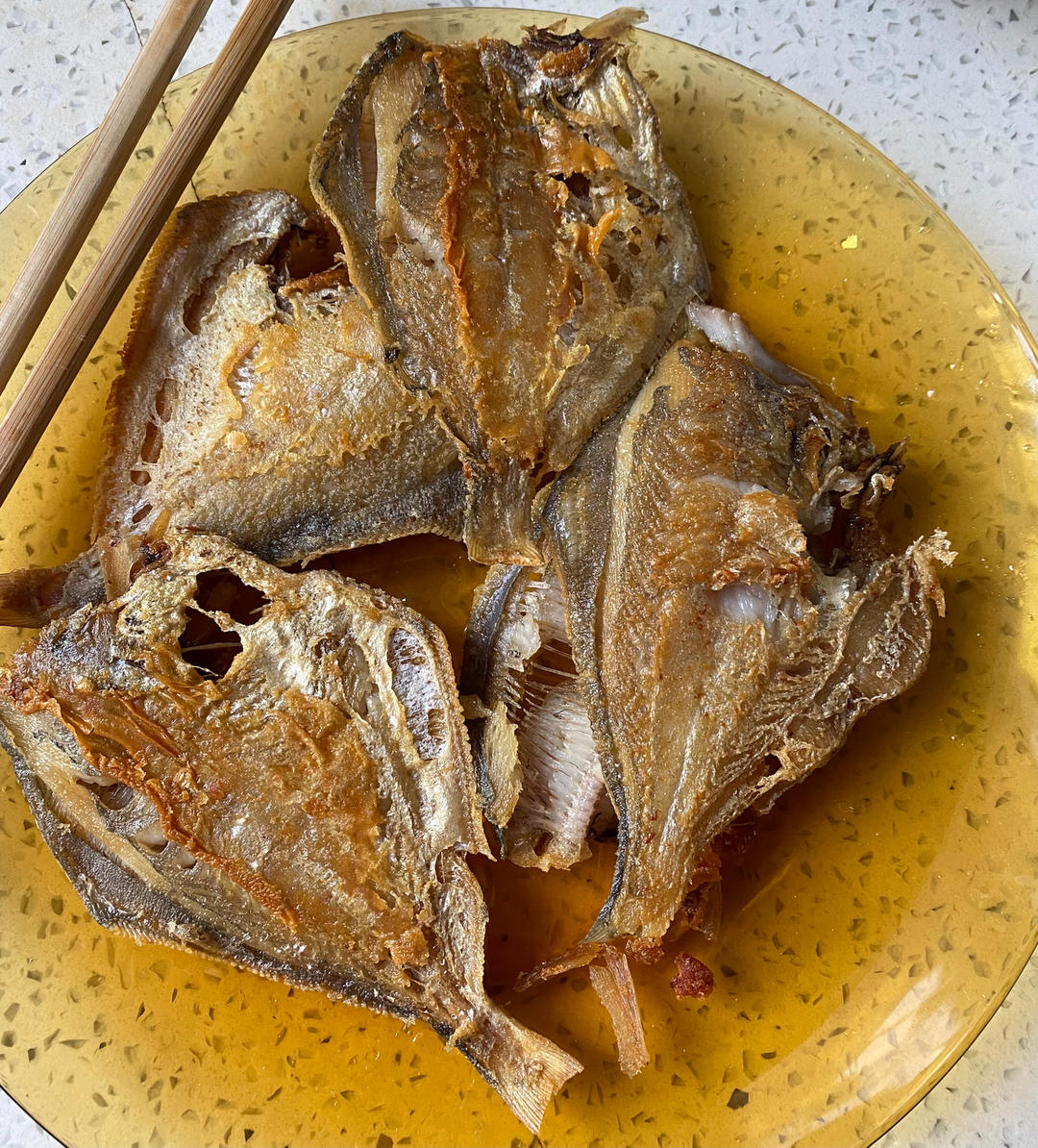 香煎鲳鱼