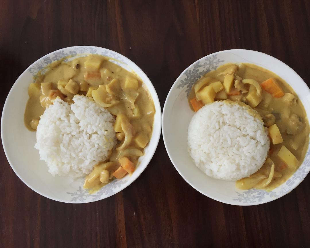 浓香鸡肉咖喱饭