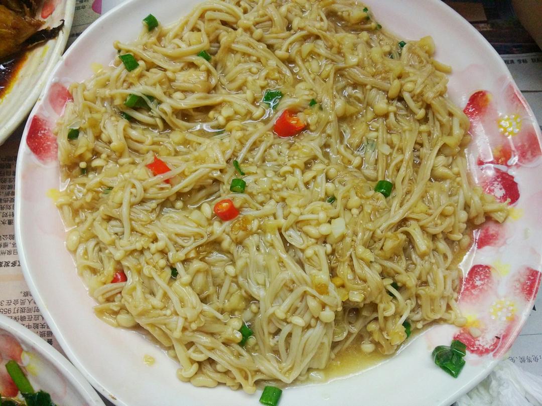 蒜蓉蒸金针菇